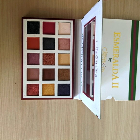 Beauty Creations Esmeralda II - Picture 1 of 3